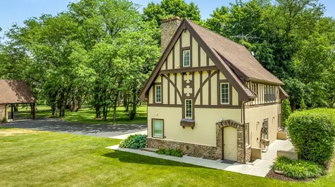 2407 West Galena Avenue Freeport IL 61032