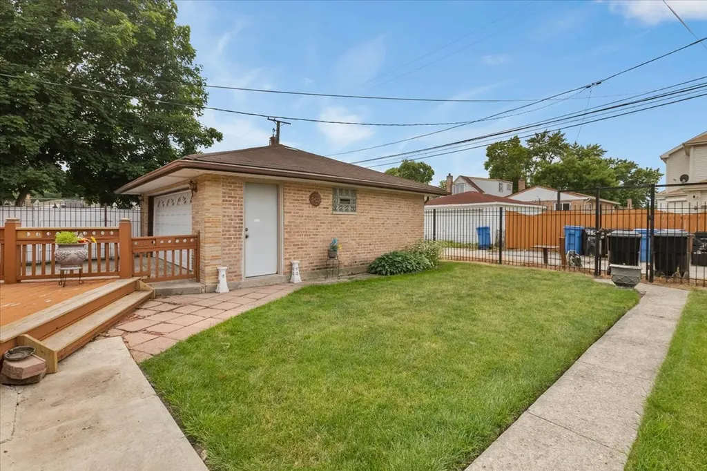 9424 South Union Avenue Chicago IL 60620