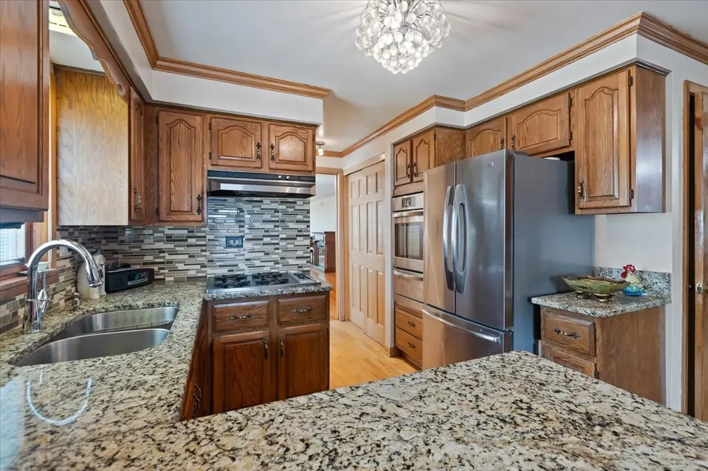 9424 South Union Avenue Chicago IL 60620