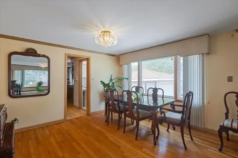 9424 South Union Avenue Chicago IL 60620