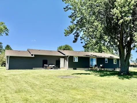 19402 Hahn Drive Dekalb IL 60115