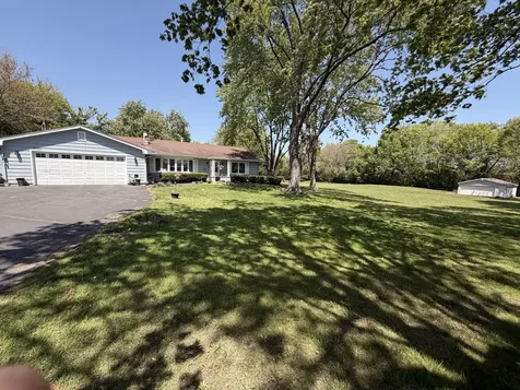 2006 Old Peterson Road Libertyville IL 60048
