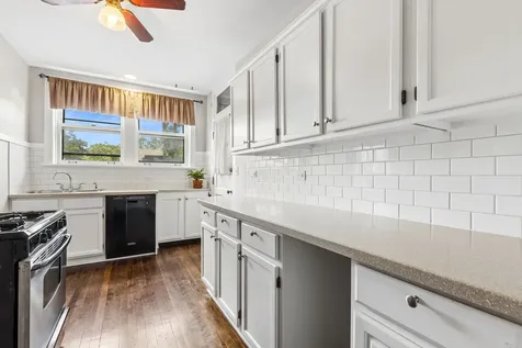 1219 Hull Terrace Evanston IL 60202