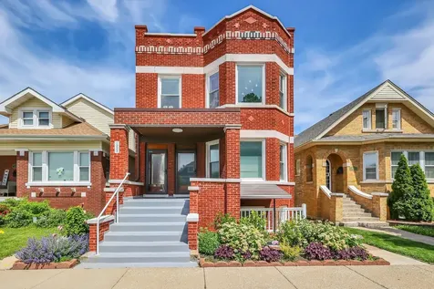 1323 Gunderson Avenue Berwyn IL 60402