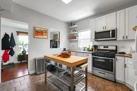 1323 Gunderson Avenue Berwyn IL 60402