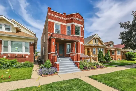 1323 Gunderson Avenue Berwyn IL 60402