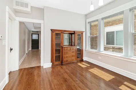 1323 Gunderson Avenue Berwyn IL 60402