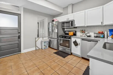 1323 Gunderson Avenue Berwyn IL 60402