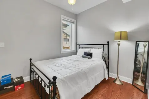 1323 Gunderson Avenue Berwyn IL 60402