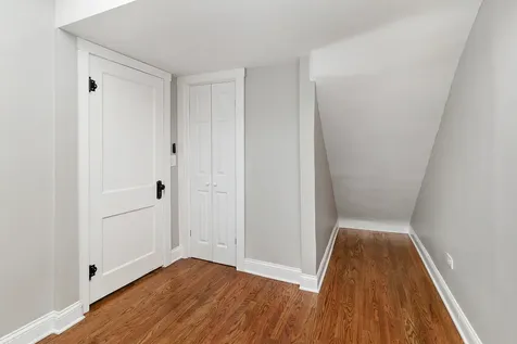 1323 Gunderson Avenue Berwyn IL 60402