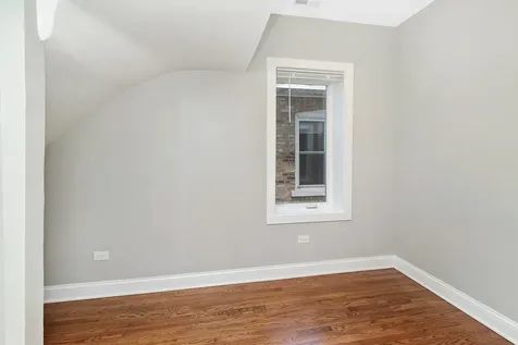 1323 Gunderson Avenue Berwyn IL 60402