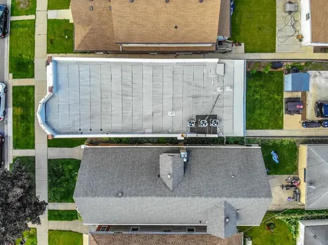 1323 Gunderson Avenue Berwyn IL 60402