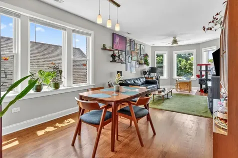 1323 Gunderson Avenue Berwyn IL 60402