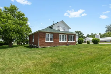 39525 North Delany Road Wadsworth IL 60083