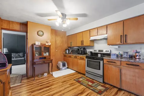 39525 North Delany Road Wadsworth IL 60083