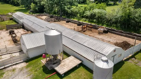 39525 North Delany Road Wadsworth IL 60083
