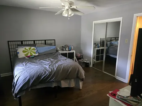 8457 South Bennett Avenue Chicago IL 60617