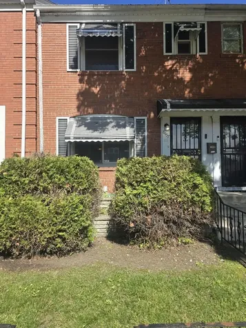 8457 South Bennett Avenue Chicago IL 60617