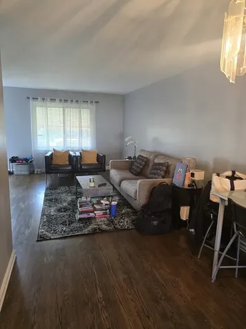 8457 South Bennett Avenue Chicago IL 60617