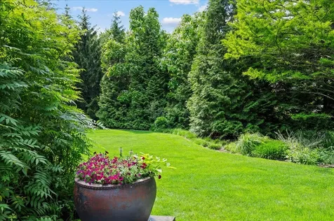 395 Greenleaf Avenue Glencoe IL 60022