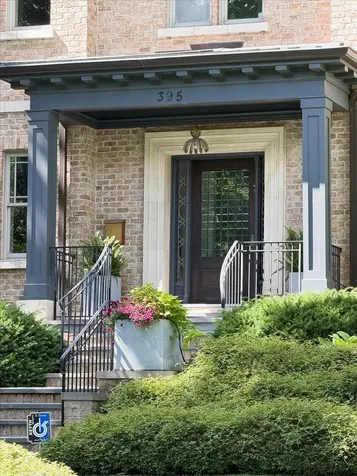 395 Greenleaf Avenue Glencoe IL 60022