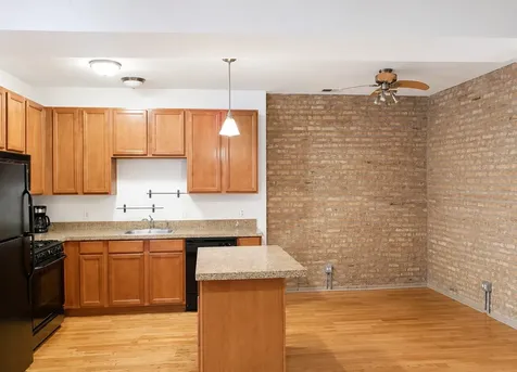 1649 West Pratt Boulevard Chicago IL 60626