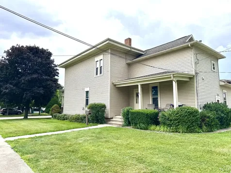 302 South Vermillion Street Streator IL 61364