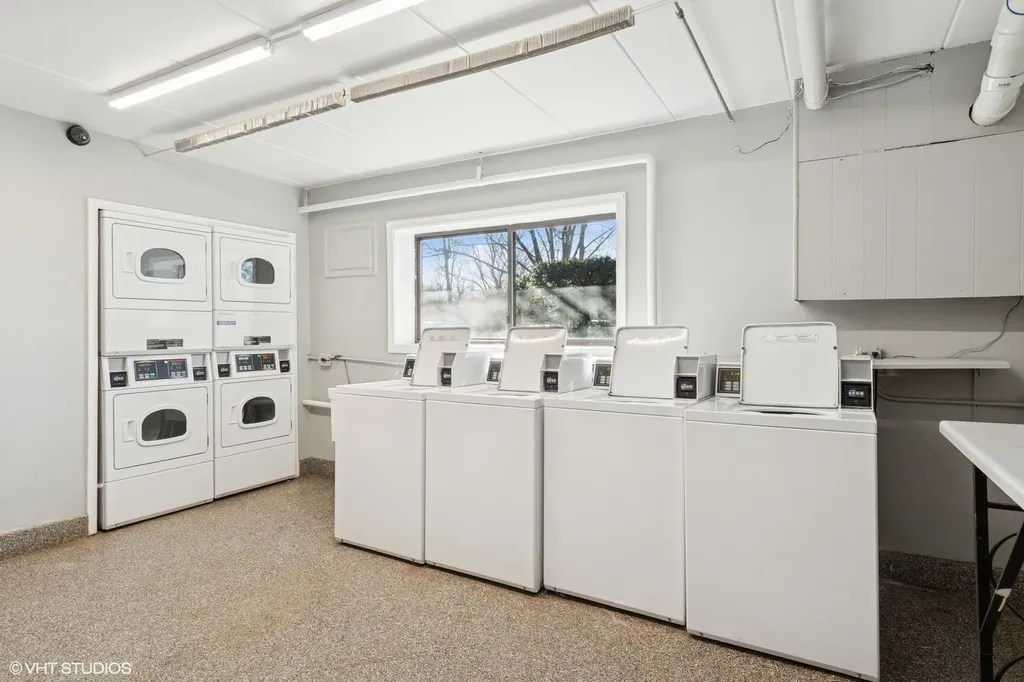 114 East Bailey Road Naperville IL 60565