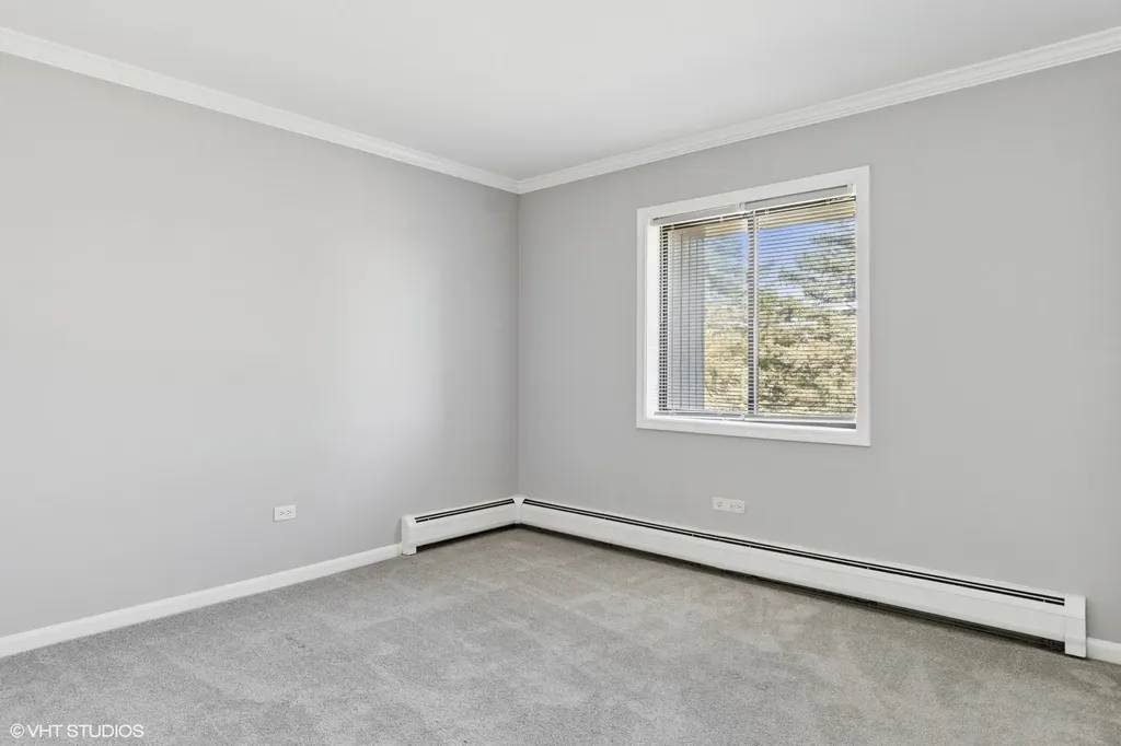 114 East Bailey Road Naperville IL 60565