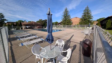 806 East Old Willow Road Prospect Heights IL 60070