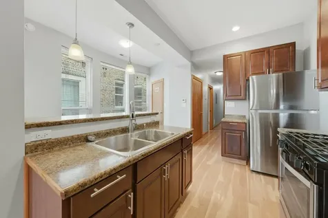 4030 South Indiana Avenue Chicago IL 60653