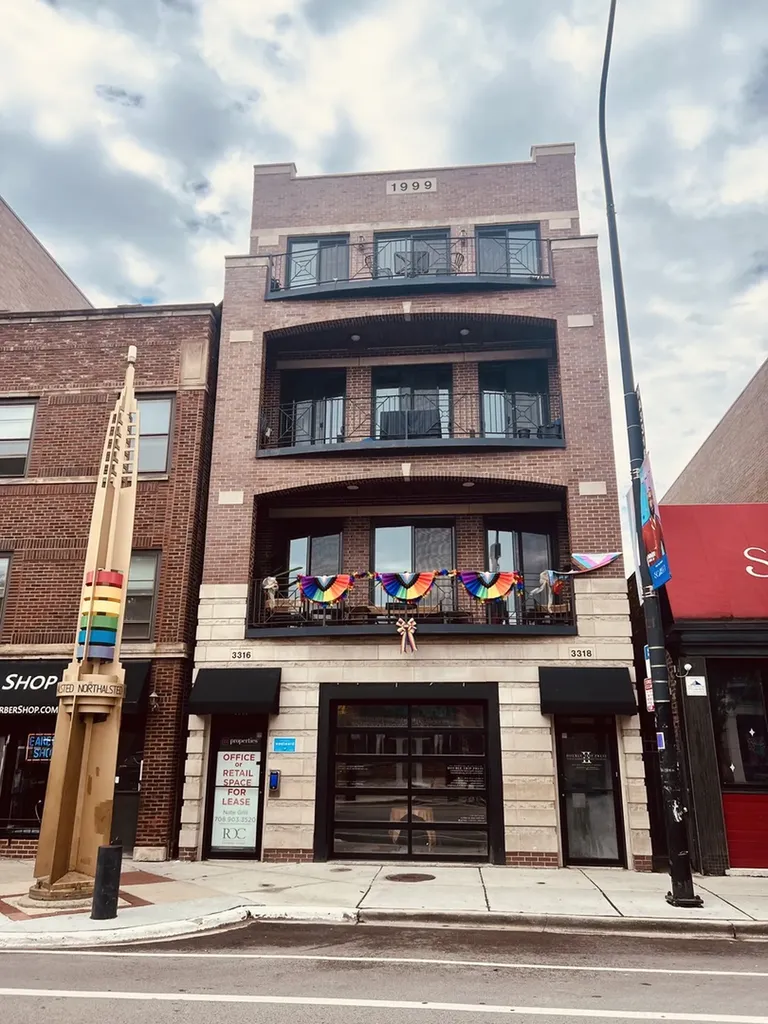 3316 North Halsted Street Chicago IL 60657