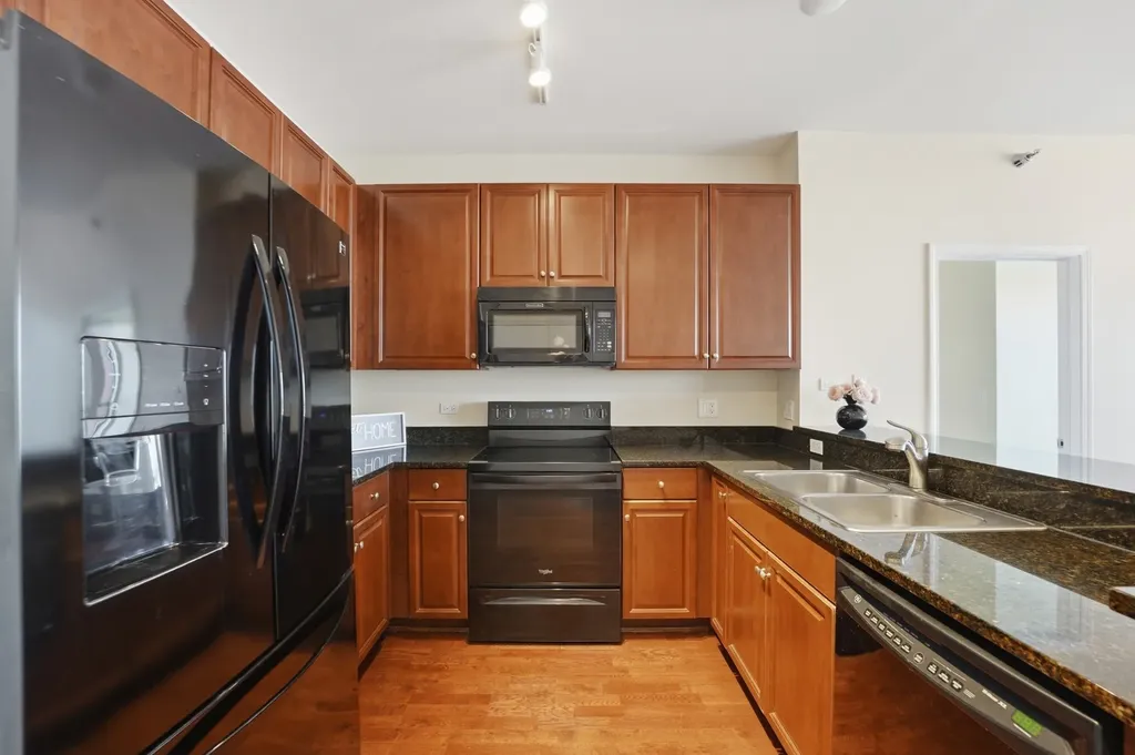 1841 South Calumet Avenue Chicago IL 60616