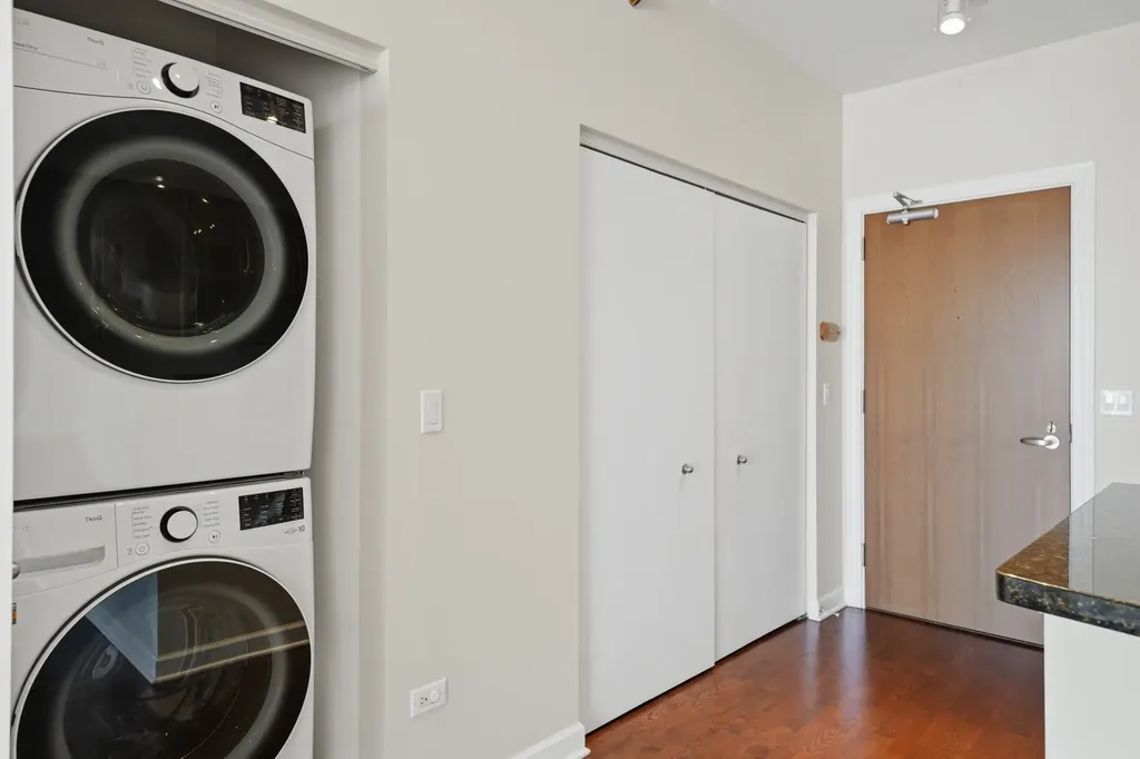 1841 South Calumet Avenue Chicago IL 60616
