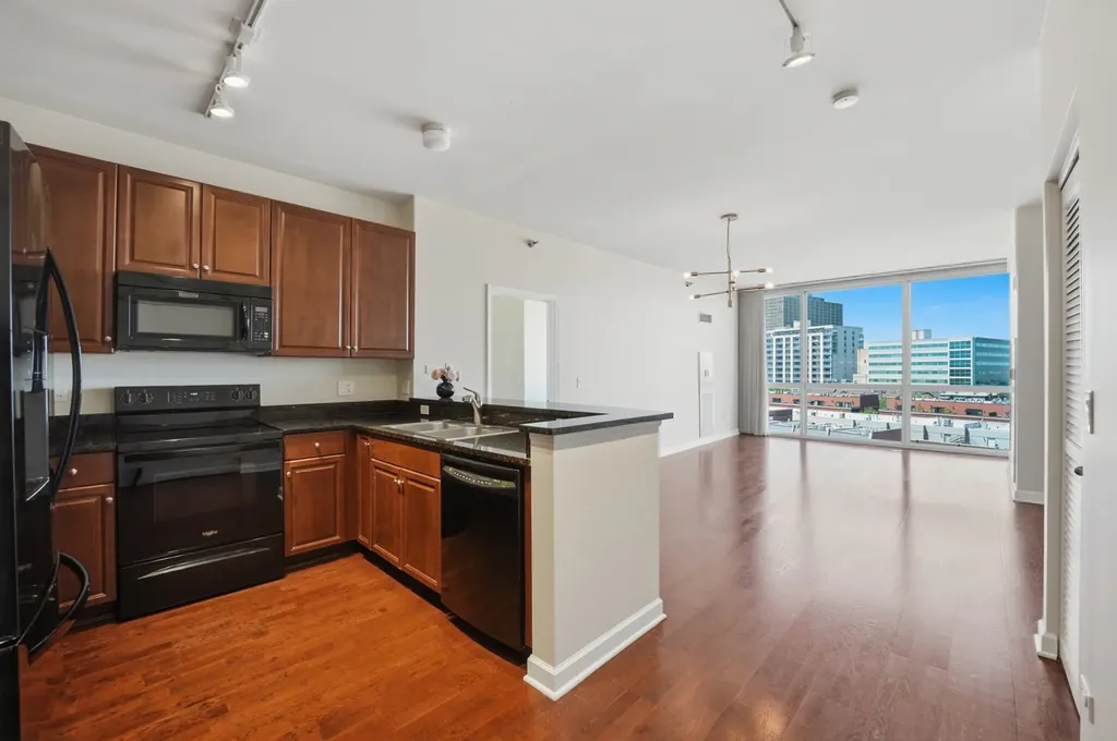 1841 South Calumet Avenue Chicago IL 60616