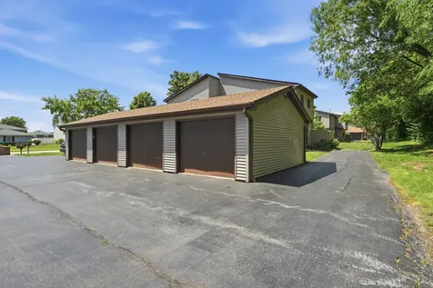 1014 Schoolgate Road New Lenox IL 60451