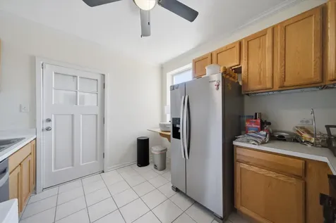 3707 West Cullom Avenue Chicago IL 60618