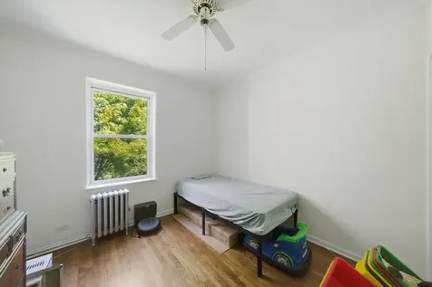 3707 West Cullom Avenue Chicago IL 60618