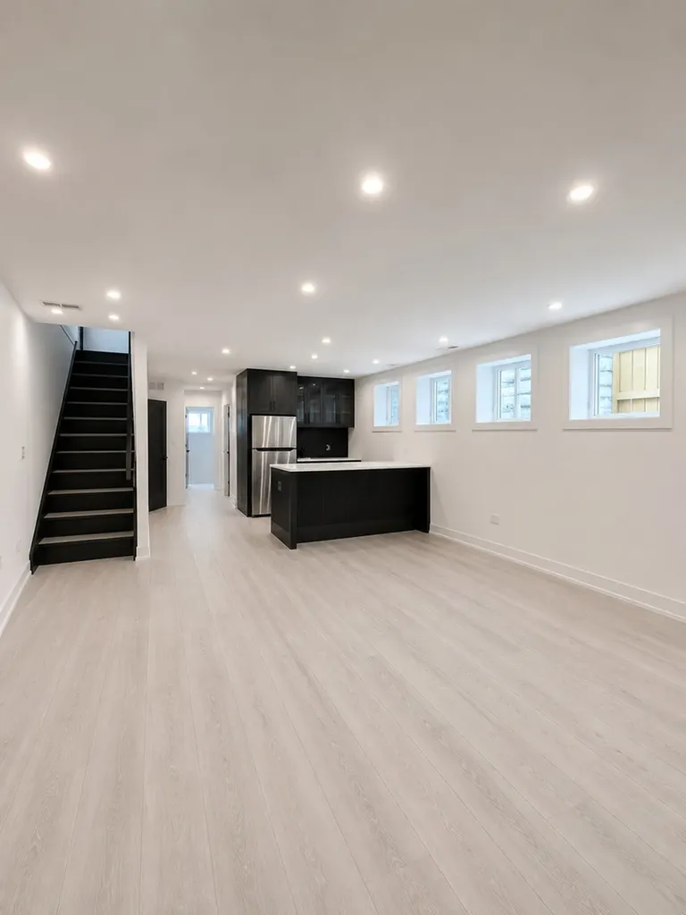 1830 North Saint Louis Avenue Chicago IL 60647