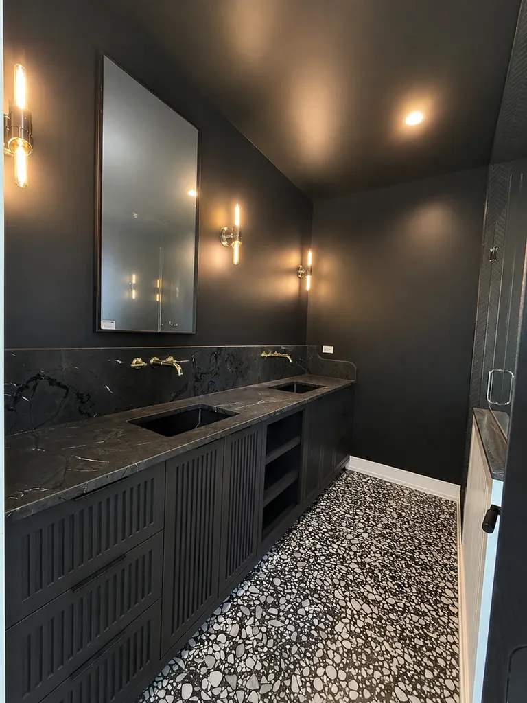 1830 North Saint Louis Avenue Chicago IL 60647
