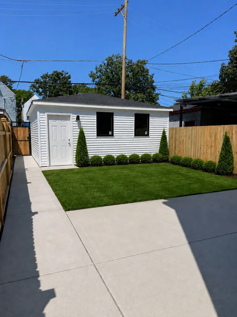 1830 North Saint Louis Avenue Chicago IL 60647