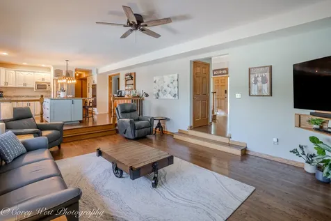 1545 Sunflower Drive Sycamore IL 60178