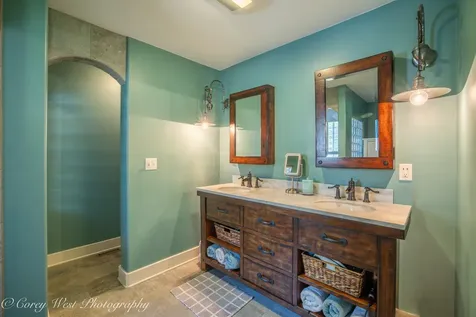 1545 Sunflower Drive Sycamore IL 60178