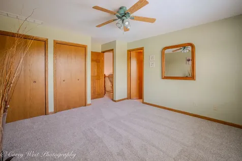 1545 Sunflower Drive Sycamore IL 60178