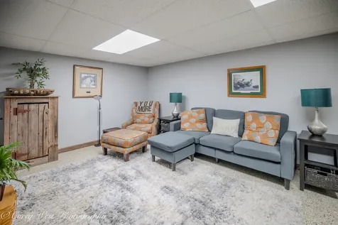 1545 Sunflower Drive Sycamore IL 60178