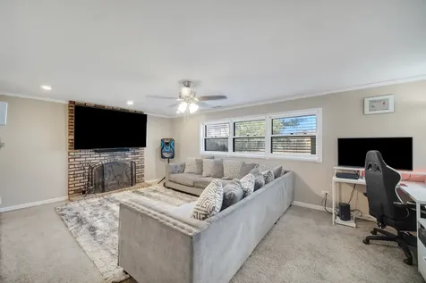 1124 Jamie Lane Homewood IL 60430