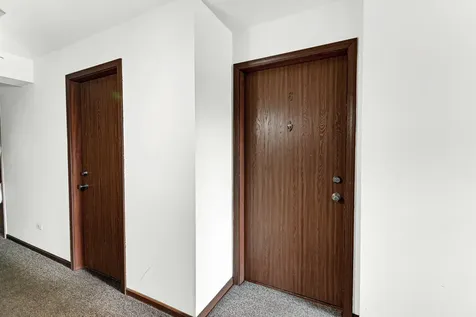 10430 Ridgeland Avenue Chicago Ridge IL 60415