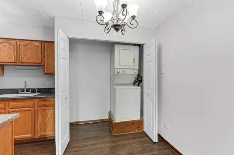 10430 Ridgeland Avenue Chicago Ridge IL 60415