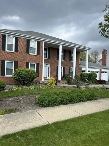 690 Waterford Drive Des Plaines IL 60016