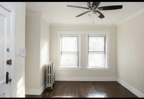 1056 West Lill Avenue Chicago IL 60614
